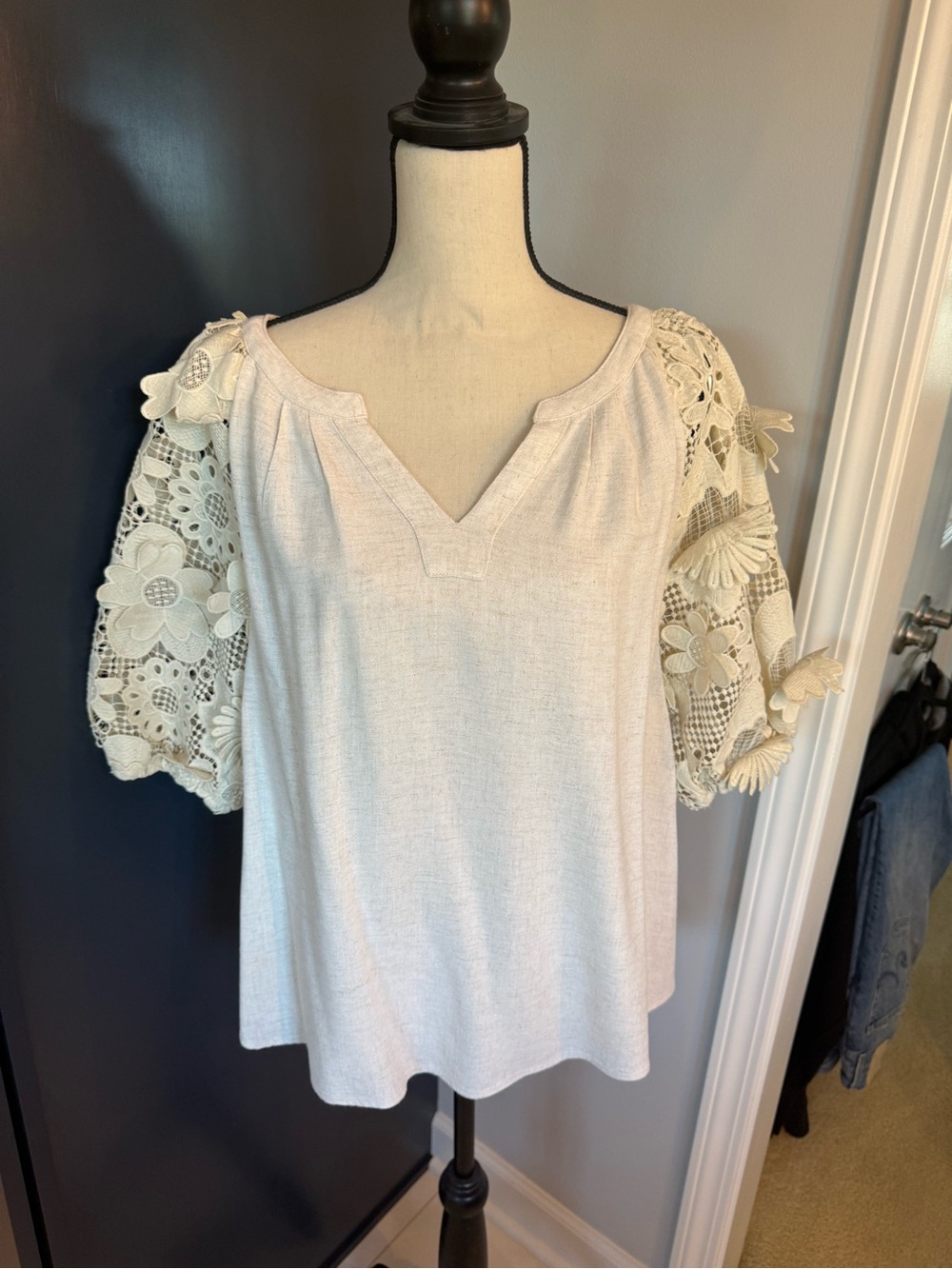 Umgee Cream Lace Floral Sleeve V-Neck Top